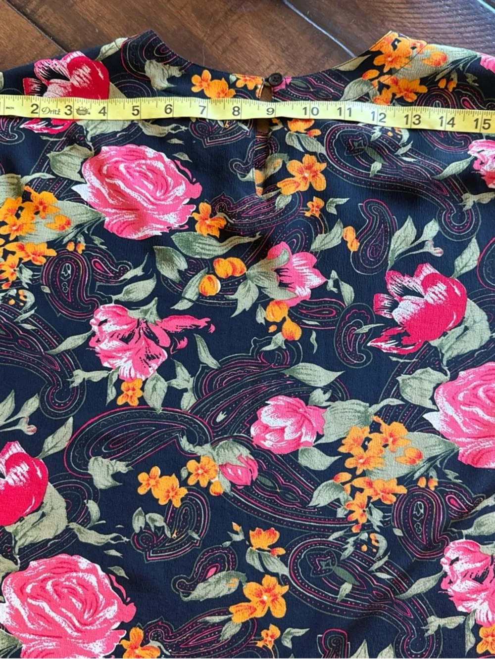 Floral Short Sleeve 100% SilkTop in Black, Pink & Orange - Picture 4 of 5